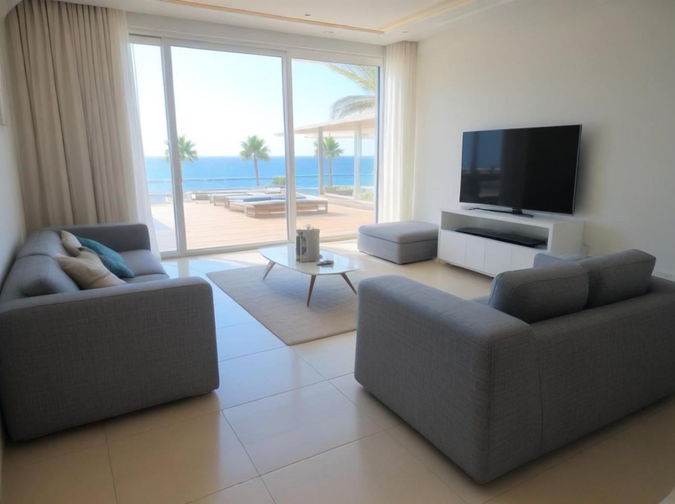 Beachfront Luxury Glory * איה נאפה